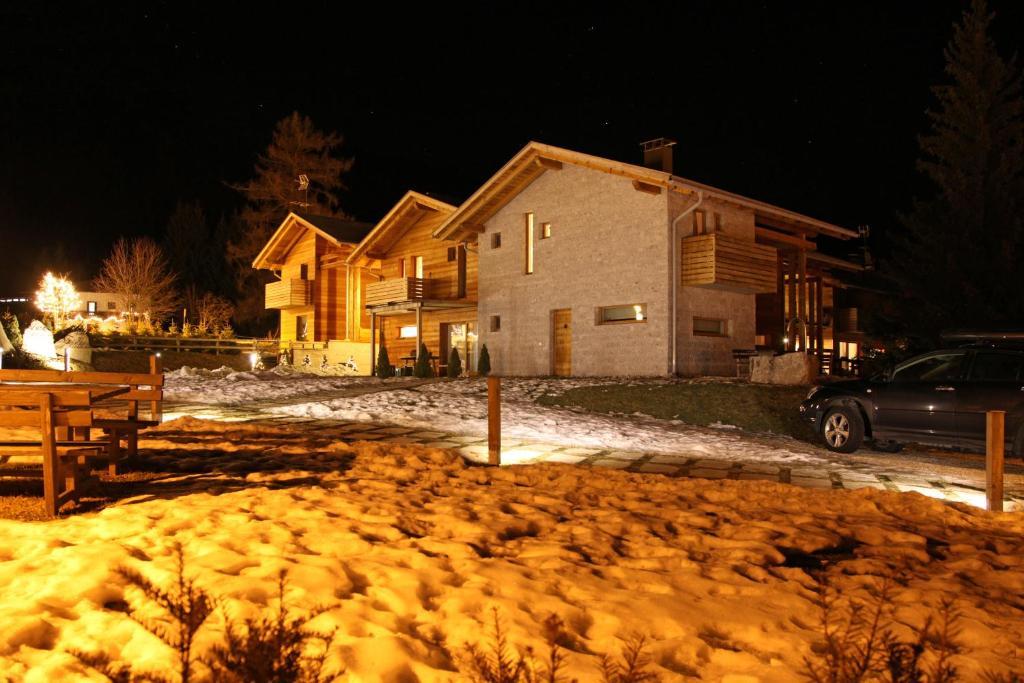 Baita Aurora Aparthotel Predazzo Luaran gambar